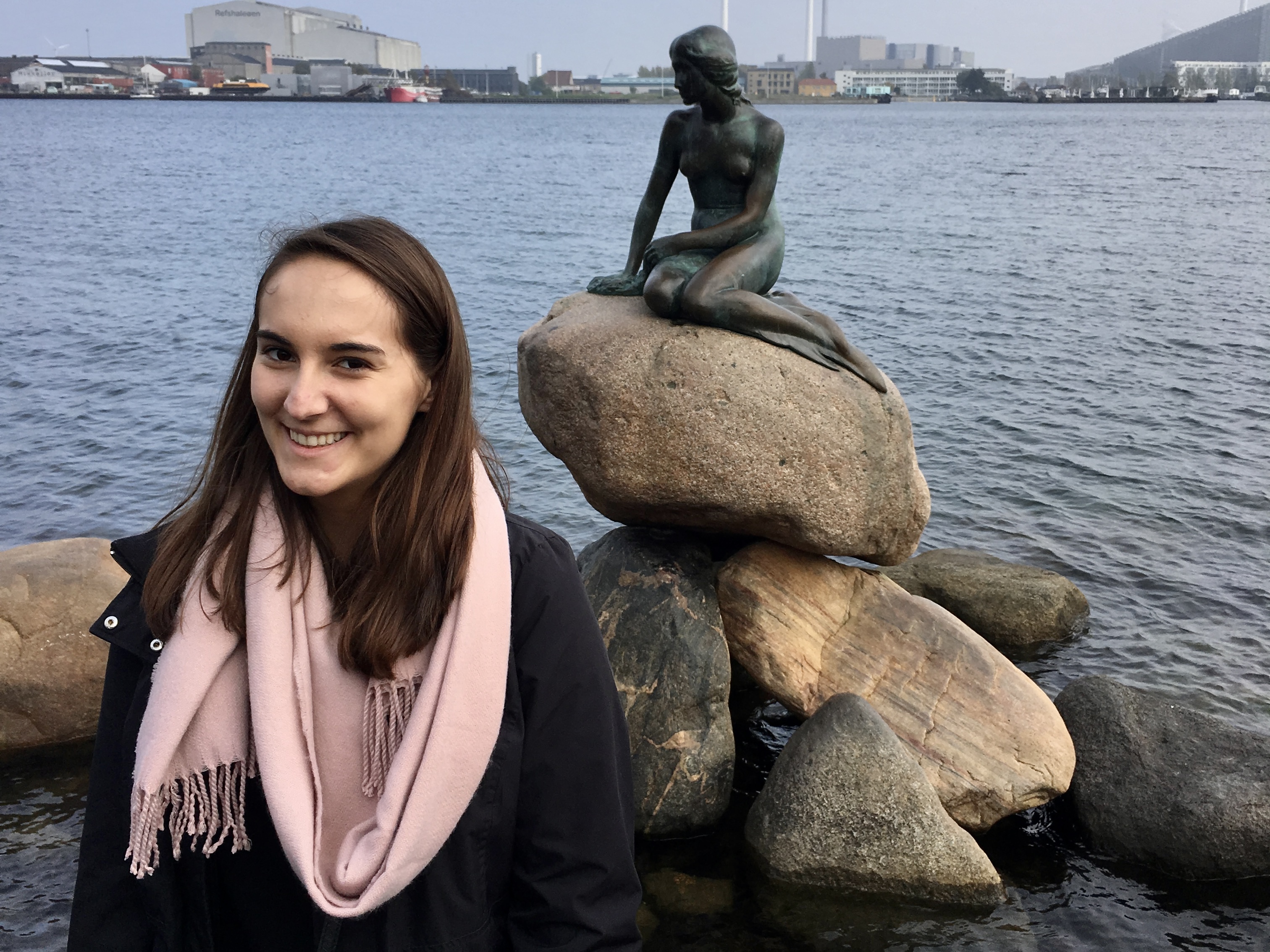 Robin Rundquist About – Robin Round the World